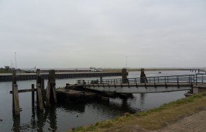 Middelharnis havenhoofd ponton